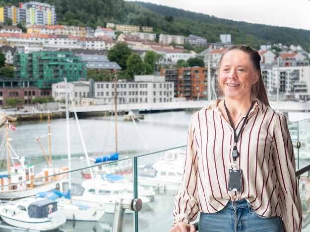 Astri på hovedkontoret i Bergen