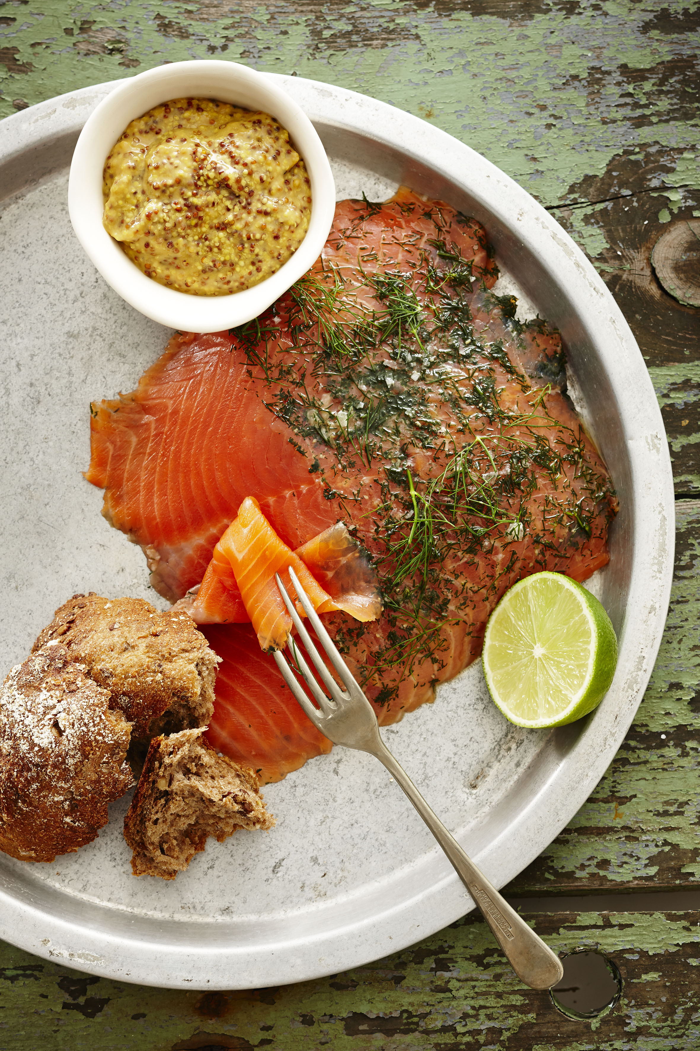 Hjemmelaget gravlaks